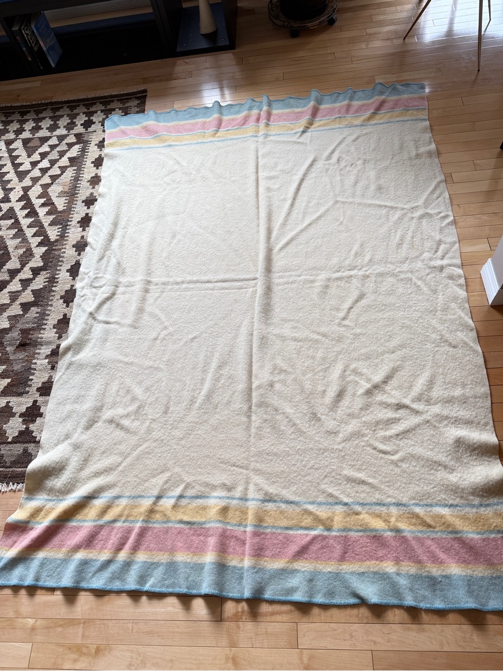 Vintage 100% Wool Cream Pink Blue Striped Blanket Bedspread Camping 58 x 83